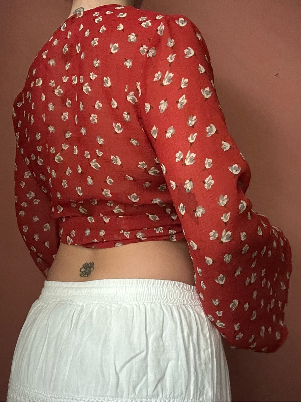 Red floral wrap top with bell sleeves - Picture 3 of 5